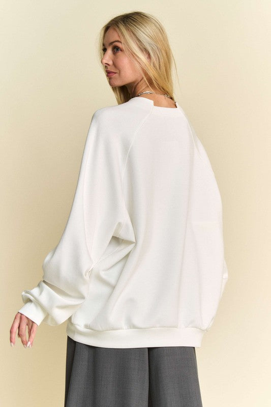 Davi & Dani Round Neck Raglan Sleeve Sweatshirt