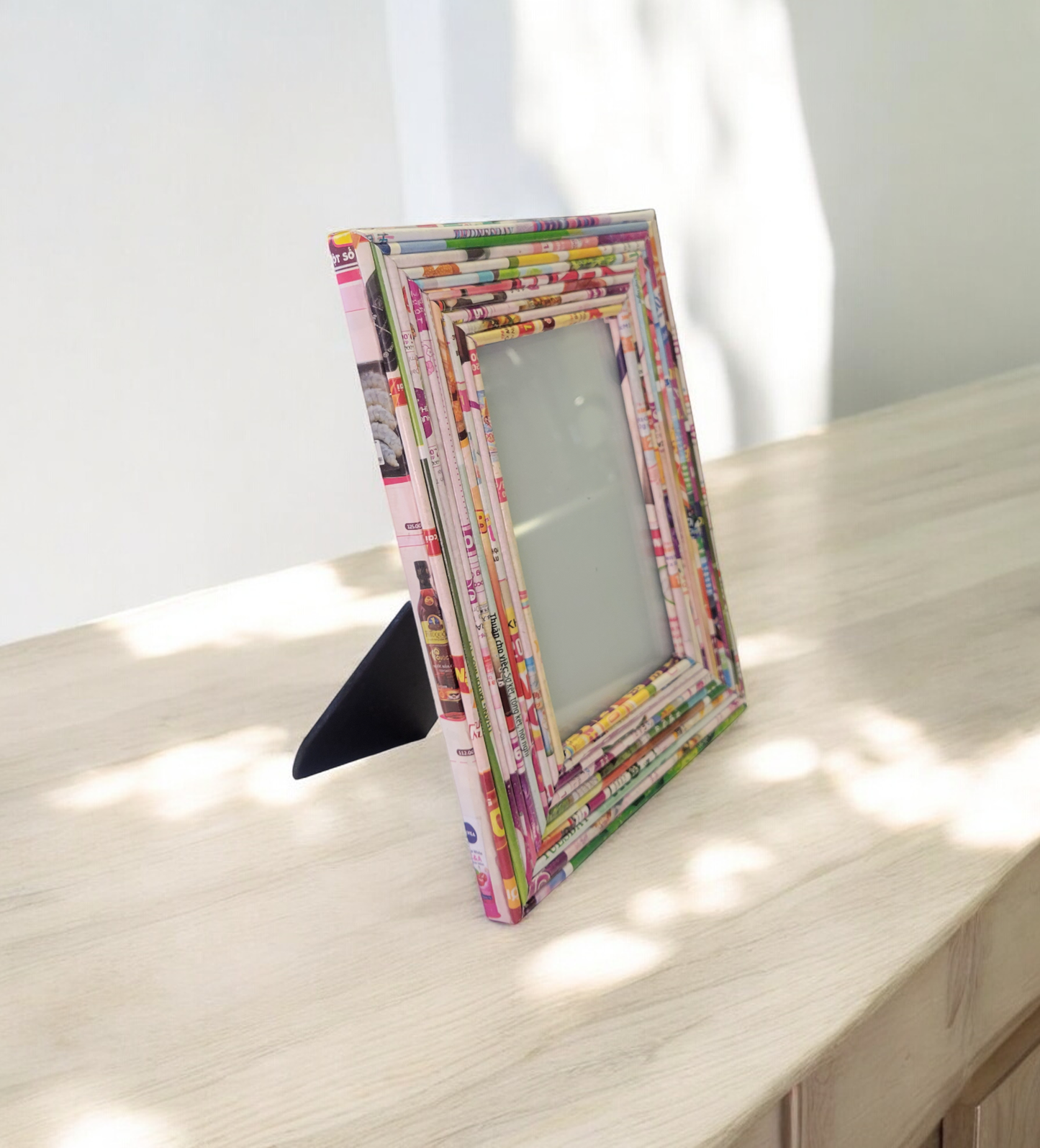 Picture Frames - Recycled Paper: 5" x 7"